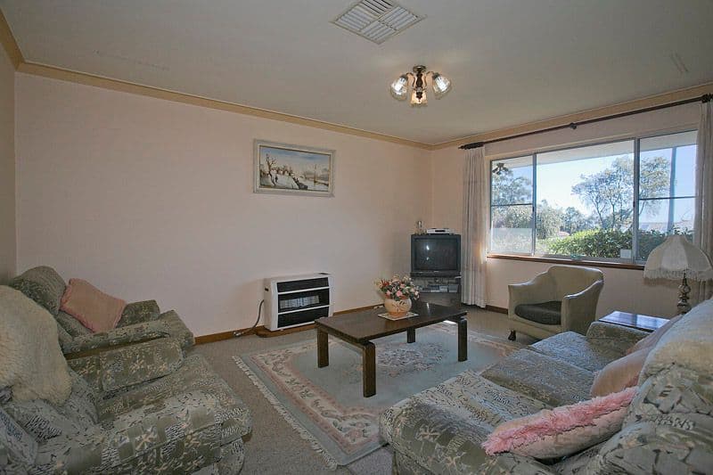 10 Anne Avenue, WALLISTON WA 6076, Walliston - Thumbnail 8
