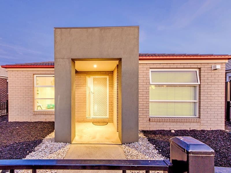 8 Adavale Amble, TARNEIT VIC 3029, Tarneit - Thumbnail 2