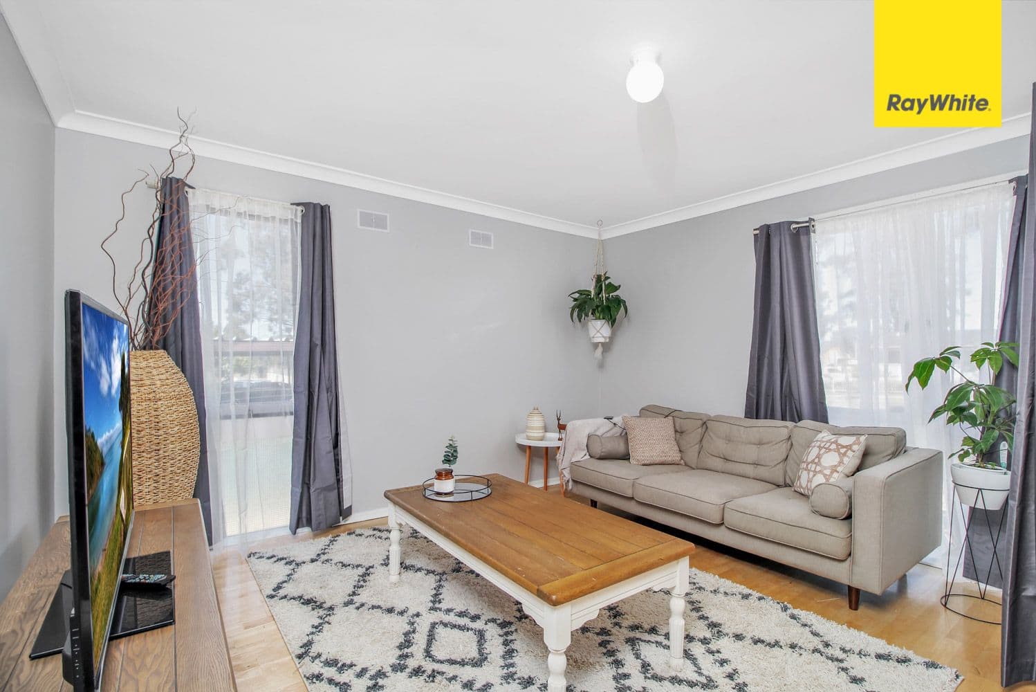 243 Carlisle Avenue, Hebersham - Thumbnail 2