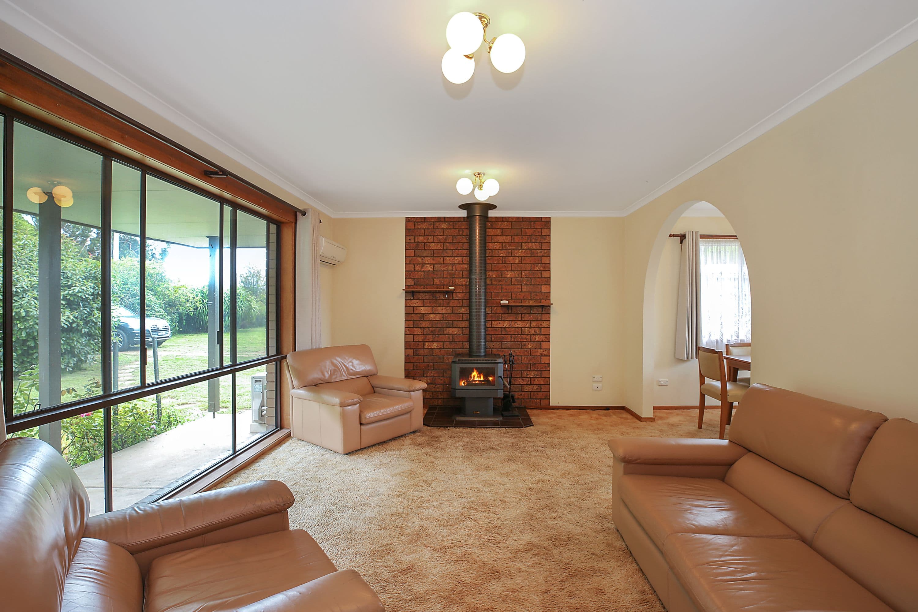 56 Grayland Street, Cobden VIC 3266, Cobden - Thumbnail 3