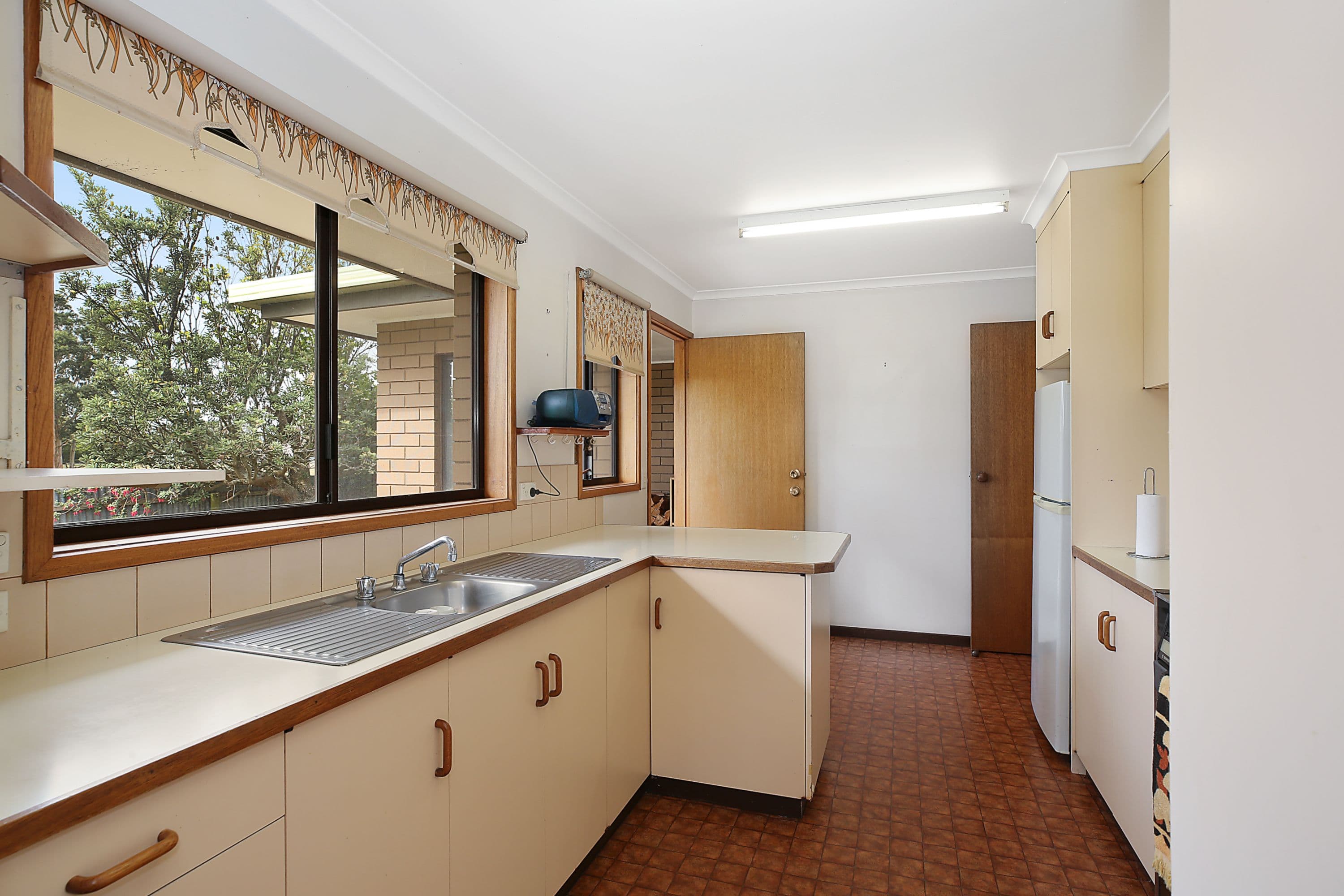 56 Grayland Street, Cobden VIC 3266, Cobden - Thumbnail 6