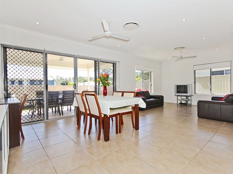 20 Hillside Circuit, CHERMSIDE WEST QLD 4032, Chermside West - Thumbnail 2