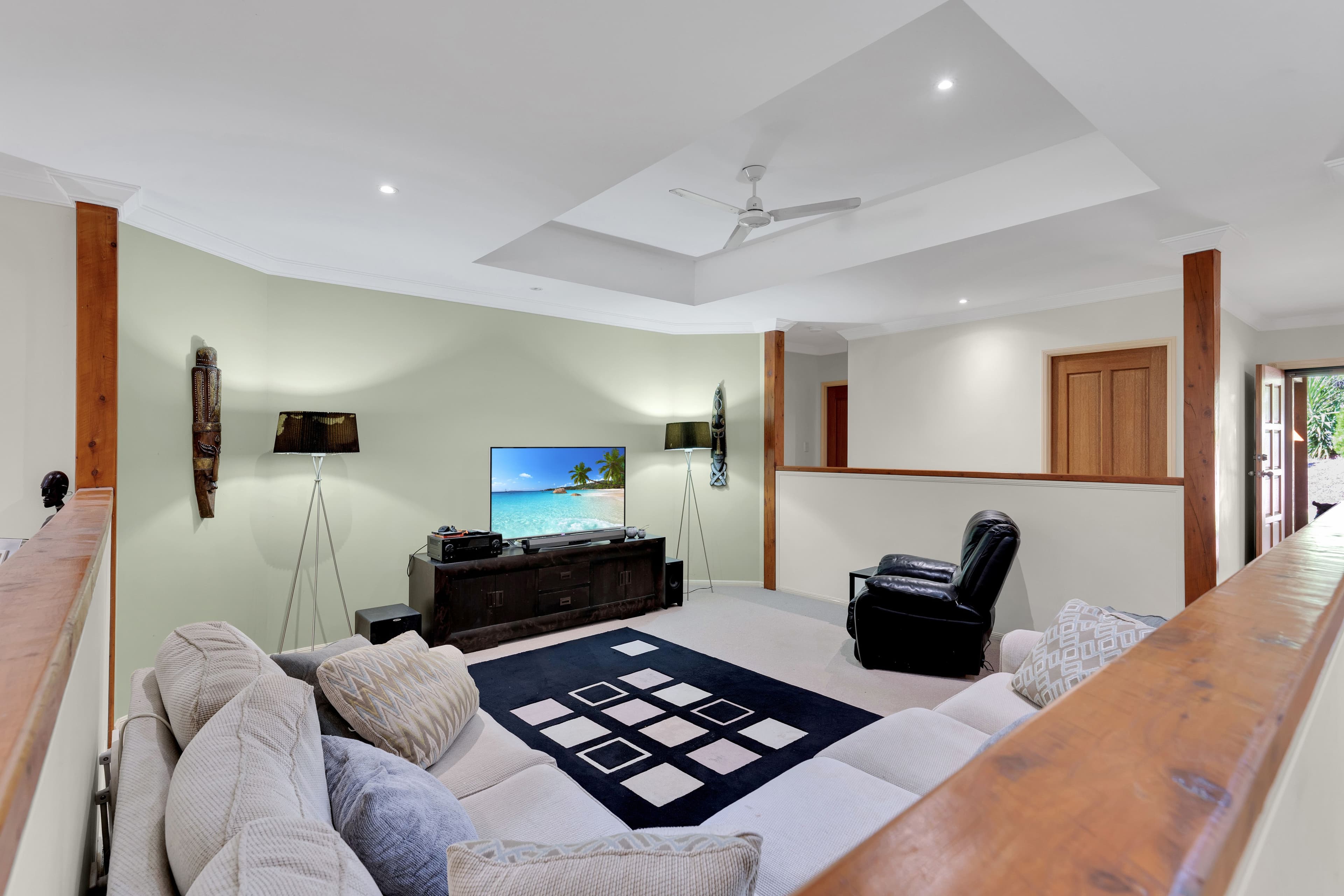 23 Whitchurch Road, Emerald QLD 4720, Emerald - Thumbnail 3
