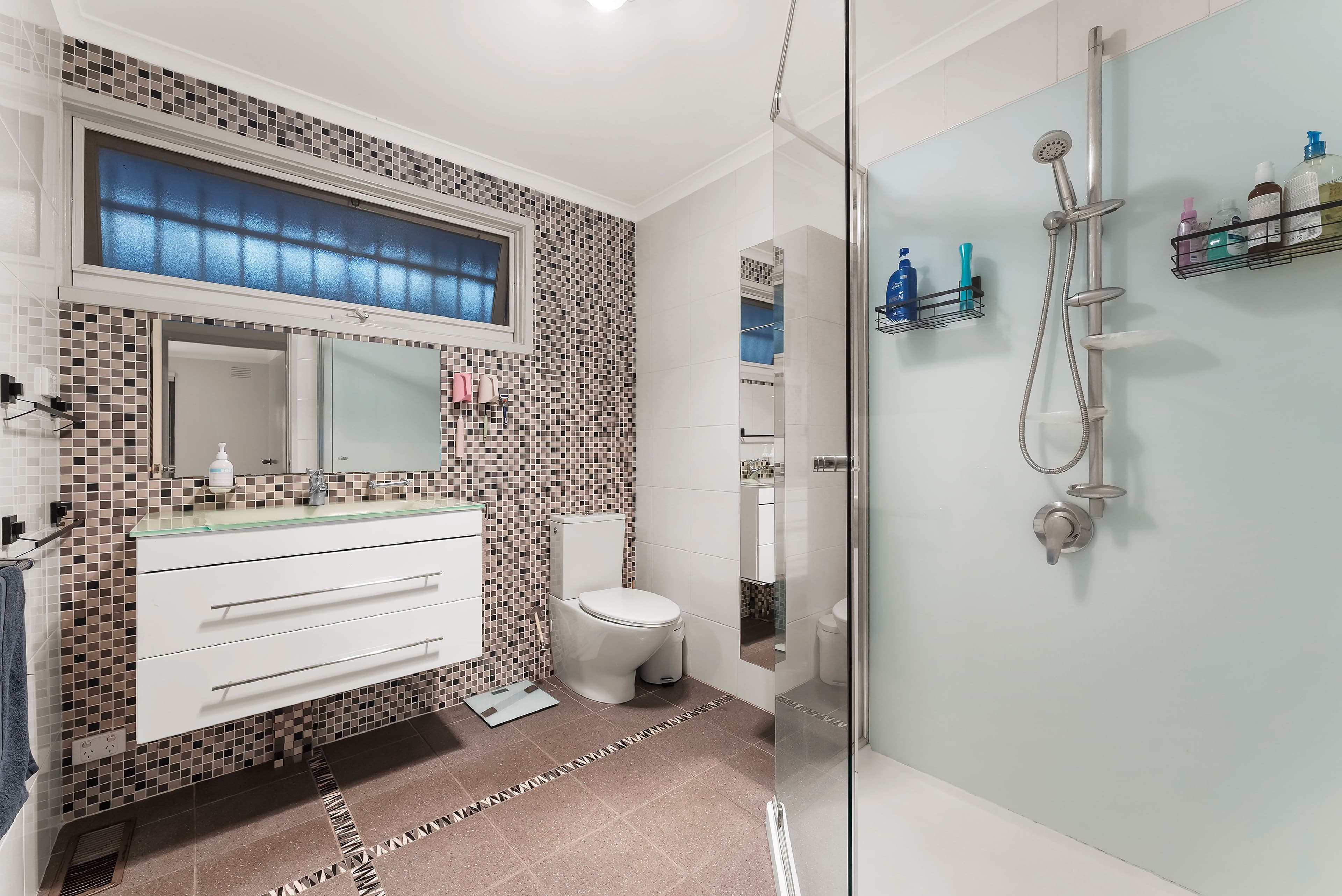 2 Cuthbert Drive, Mill Park VIC 3082, Mill Park - Thumbnail 8