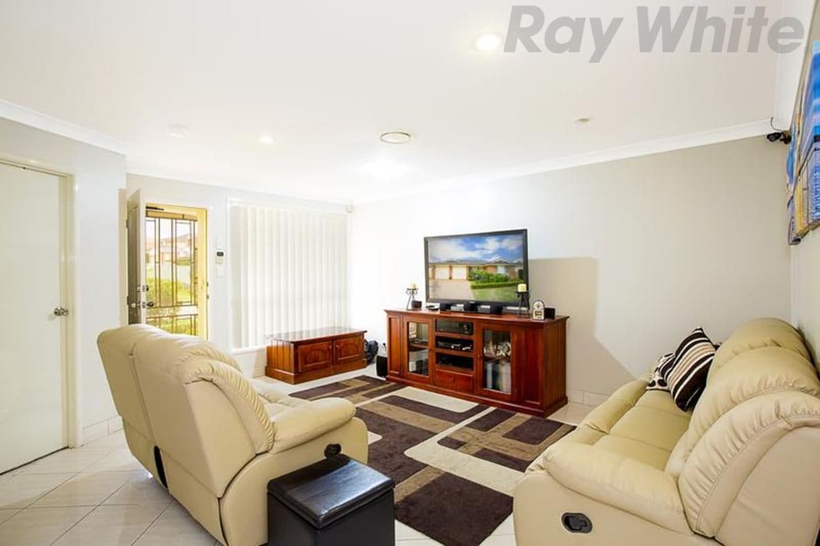 12 Palana Close, WEST HOXTON NSW 2171, West Hoxton - Thumbnail 2
