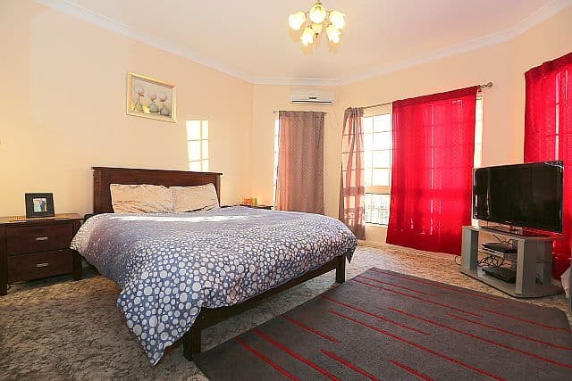 73A Highview Avenue, GREENACRE NSW 2190, Greenacre - Thumbnail 6