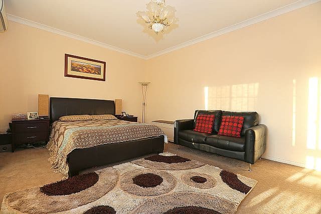 73A Highview Avenue, GREENACRE NSW 2190, Greenacre - Thumbnail 7
