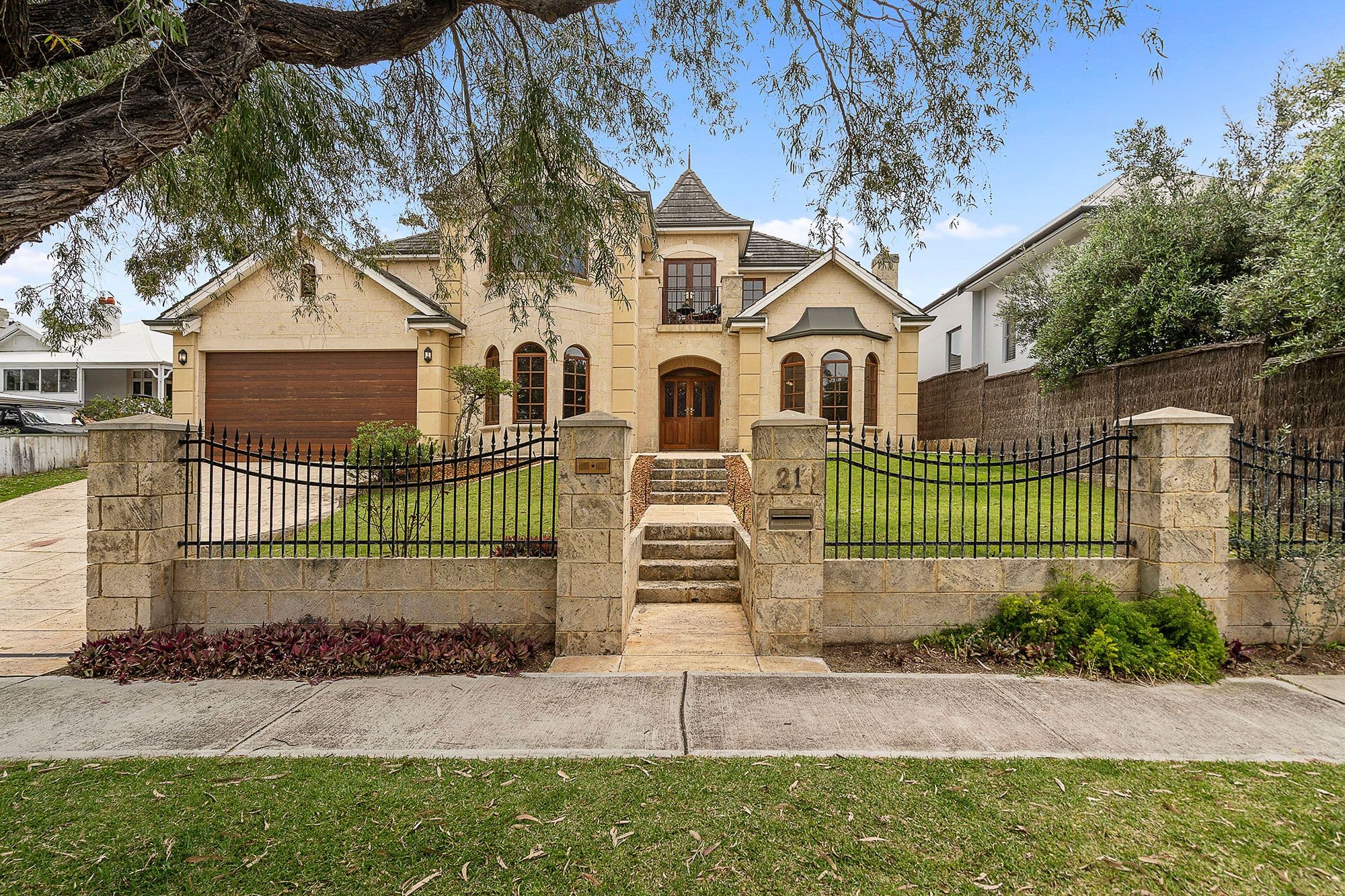 21 Johnston Street, Peppermint Grove WA 6011, Peppermint Grove - Image 1