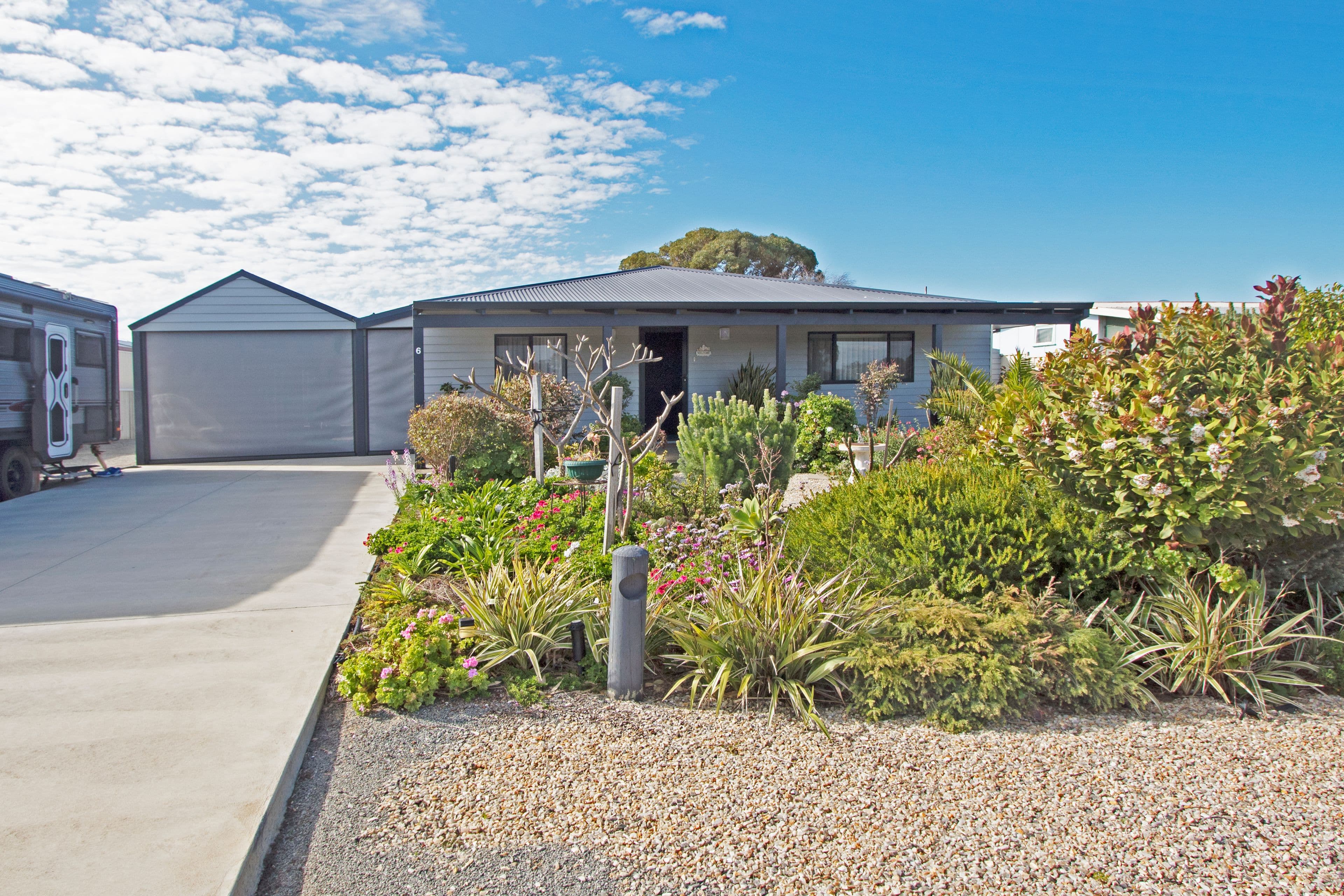 6 Thomas Street, Leeman WA 6514, Leeman - Image 1