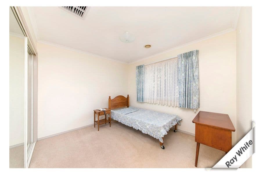 8 Glebe Avenue, QUEANBEYAN NSW 2620, Queanbeyan - Thumbnail 3