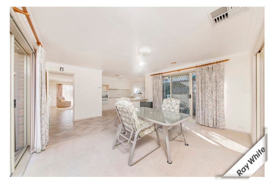 8 Glebe Avenue, QUEANBEYAN NSW 2620, Queanbeyan - Thumbnail 8
