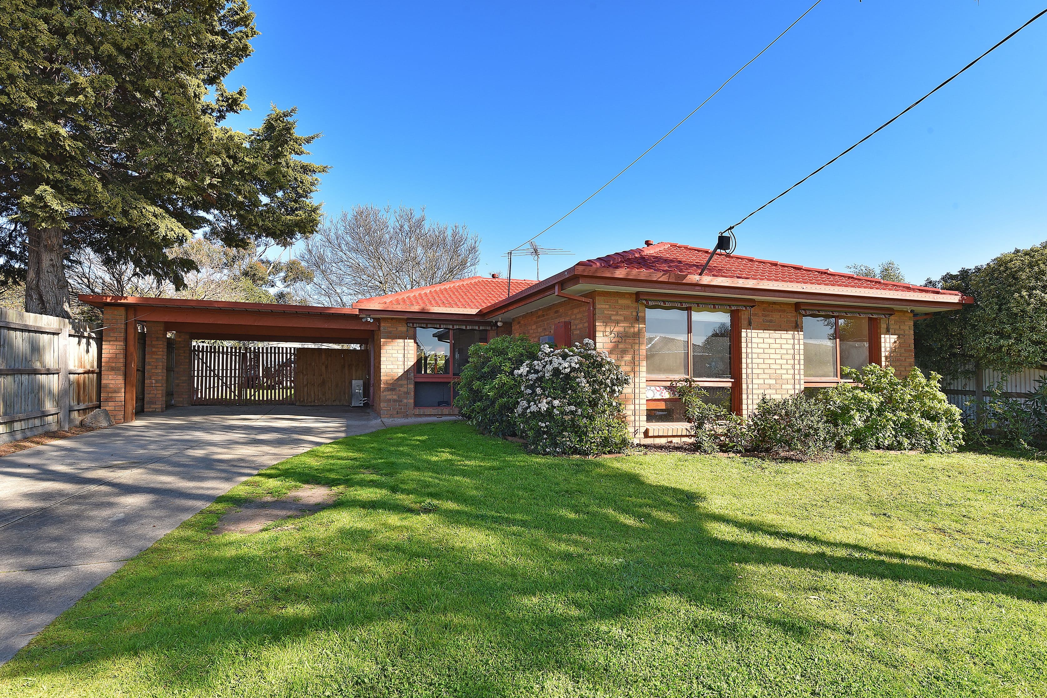 25 Riversdale Street, Craigieburn VIC 3064, Craigieburn - Image 1