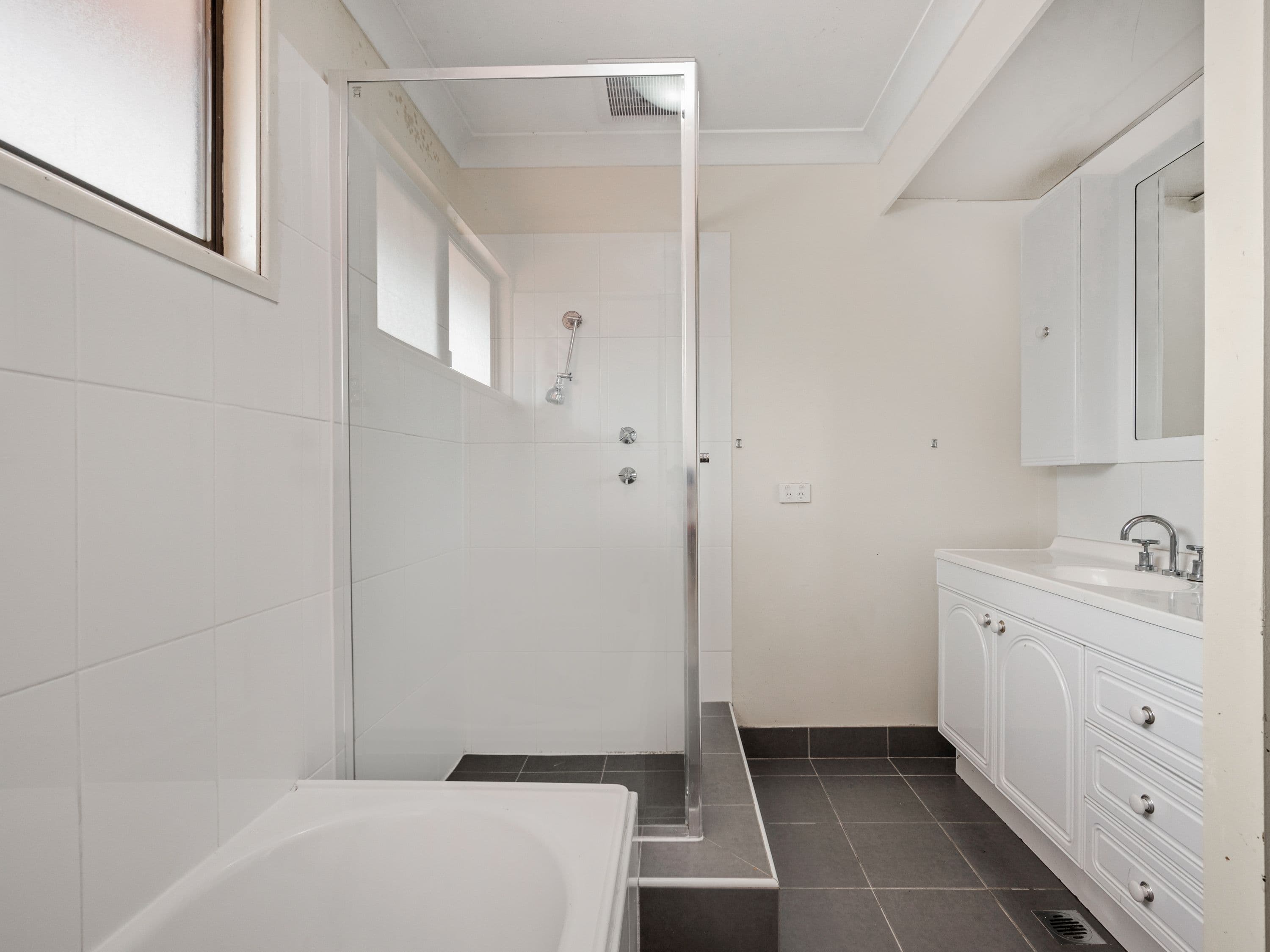 4 Barooga Avenue, Bradbury NSW 2560, Bradbury - Thumbnail 7