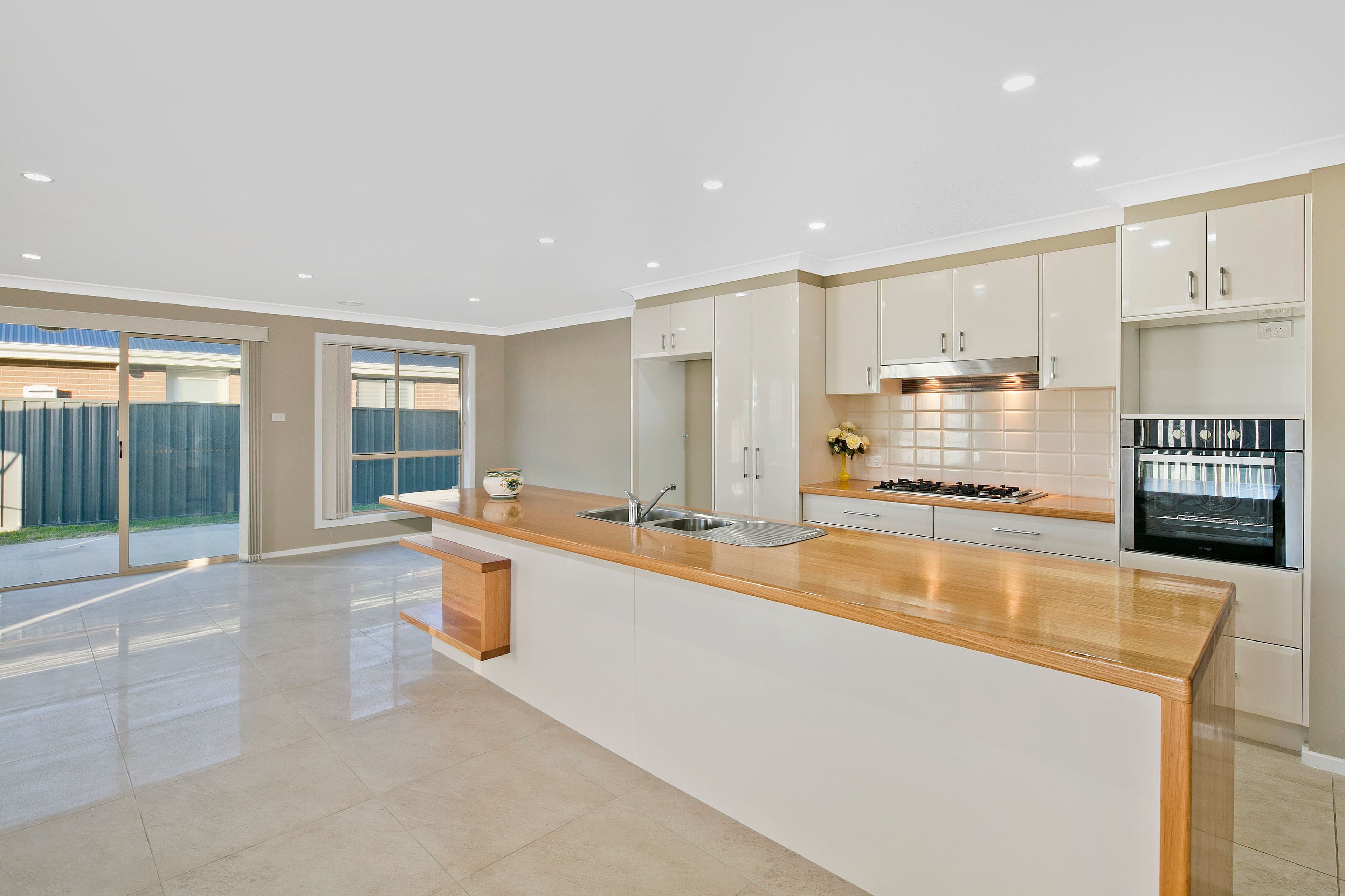 16 Awaba Street, Lisarow, Lisarow - Thumbnail 3