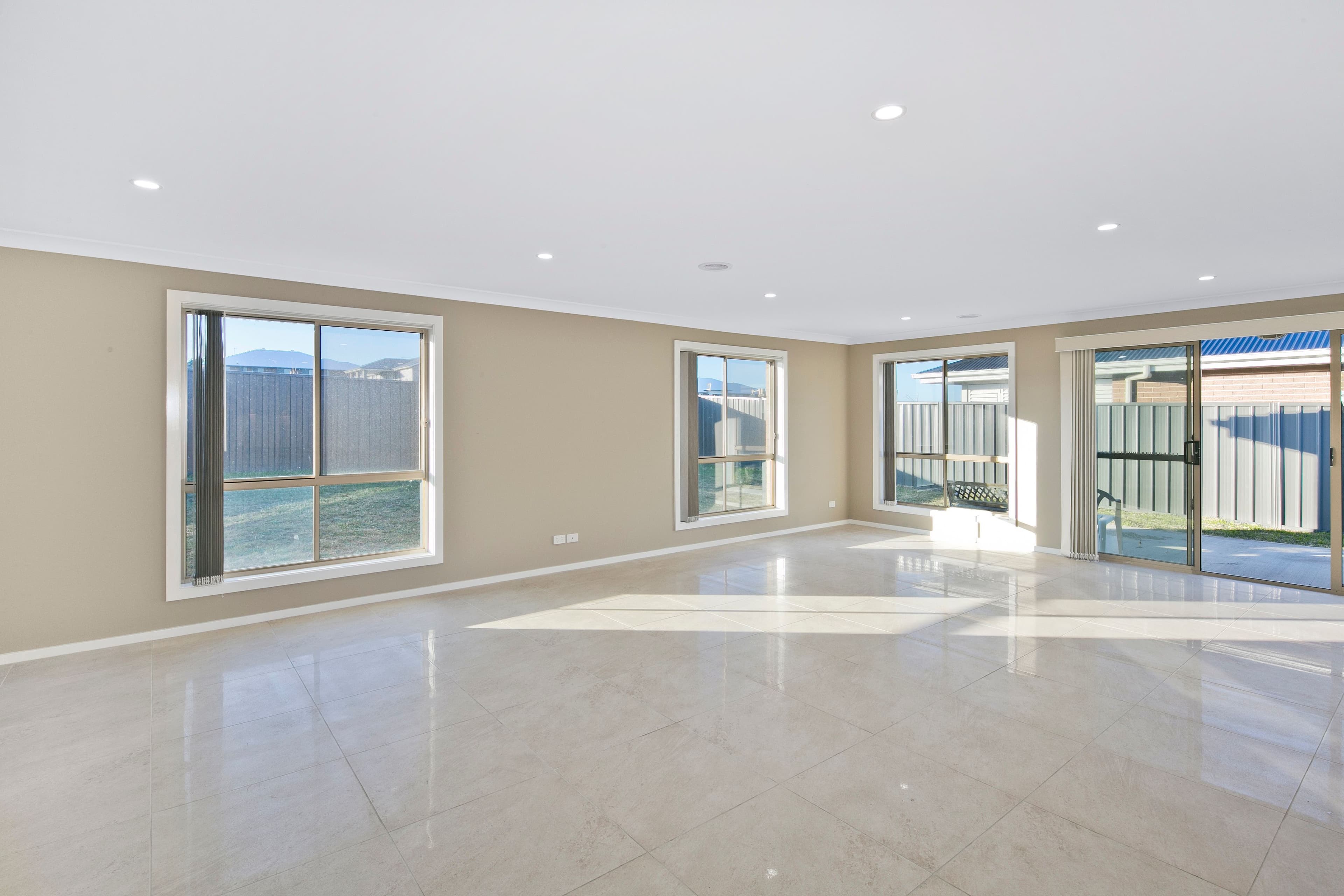 16 Awaba Street, Lisarow, Lisarow - Thumbnail 5
