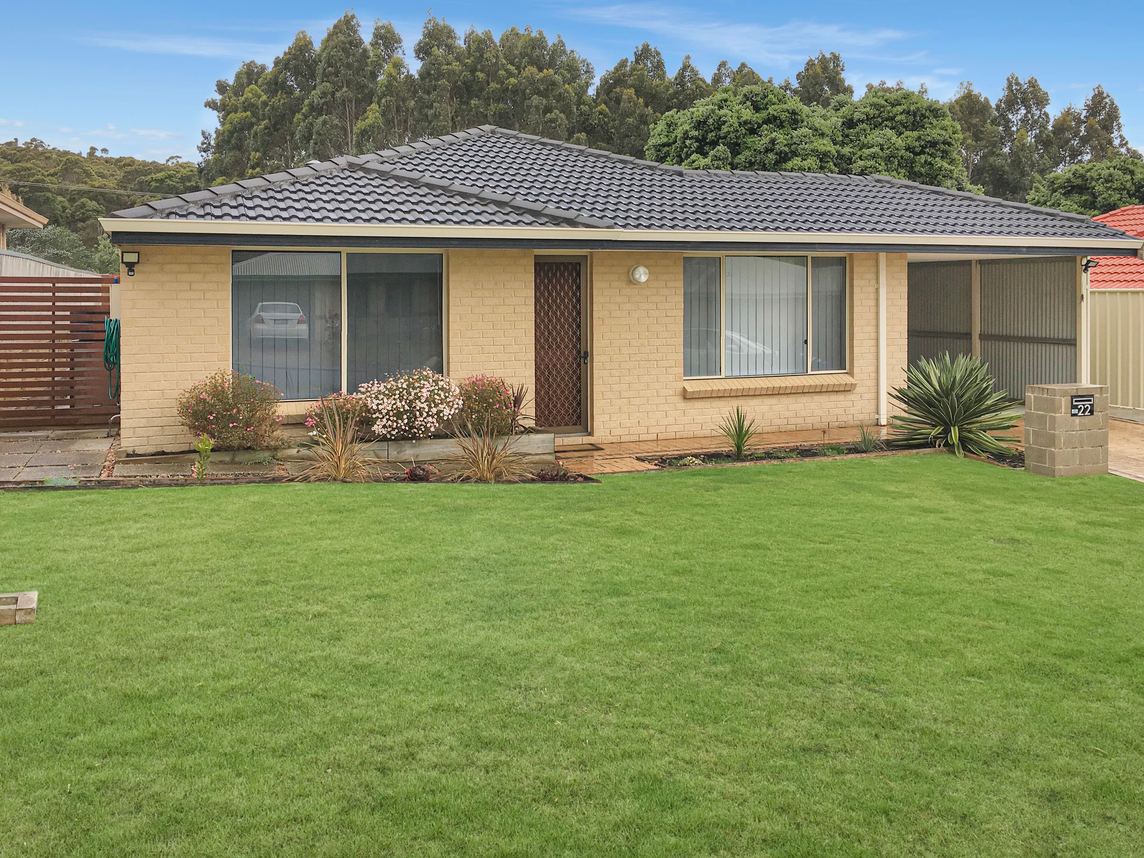 22 Vivian Crescent, Lockyer WA 6330, Lockyer - Image 1