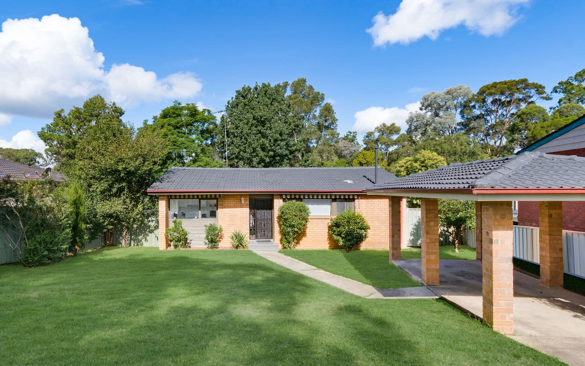 25 Evergreen Avenue, Bradbury NSW 2560, Bradbury - Image 1