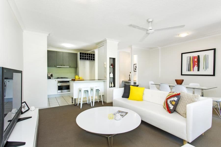 11 Kitchener Street, Coorparoo QLD 4151, Coorparoo - Thumbnail 2