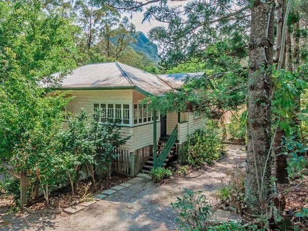 20 Mountain Street, POMONA QLD 4568, Pomona - Thumbnail 3