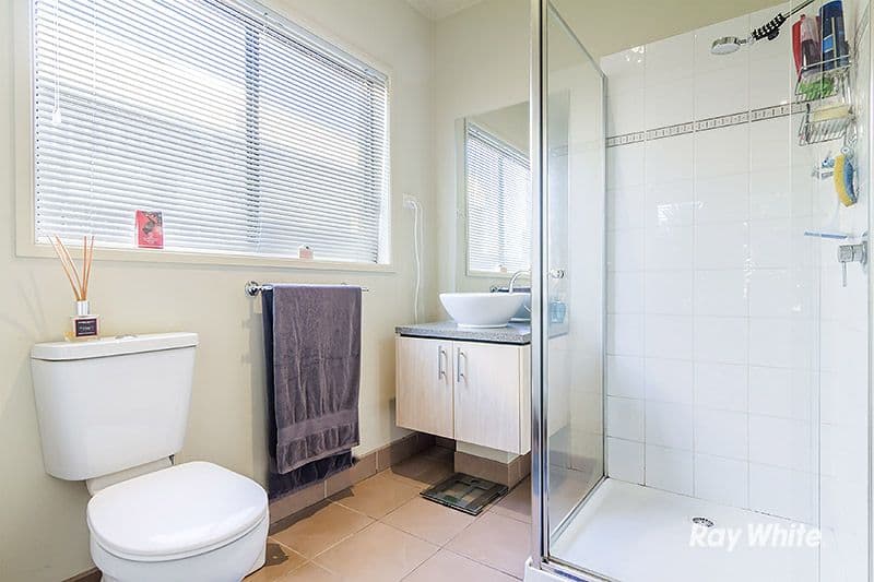 6 Sarton Link, Pakenham VIC 3810, Pakenham - Thumbnail 3