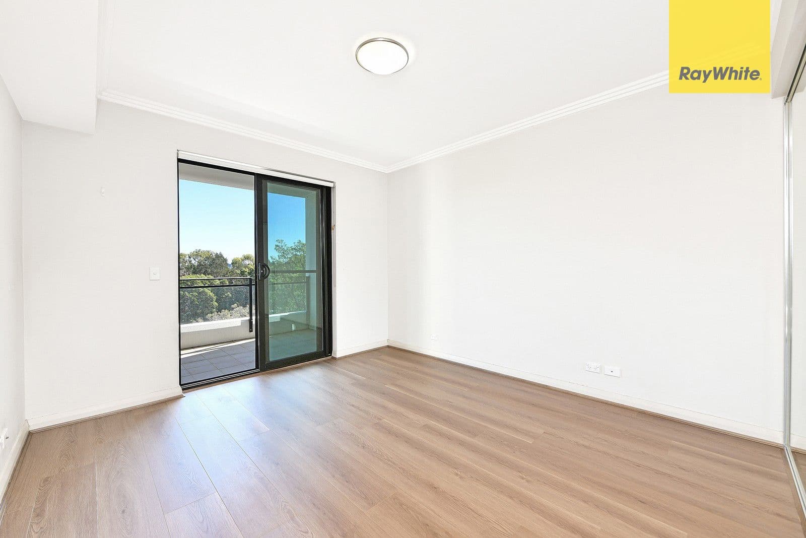 11 Bay Drive, Meadowbank NSW 2114, Meadowbank - Thumbnail 4