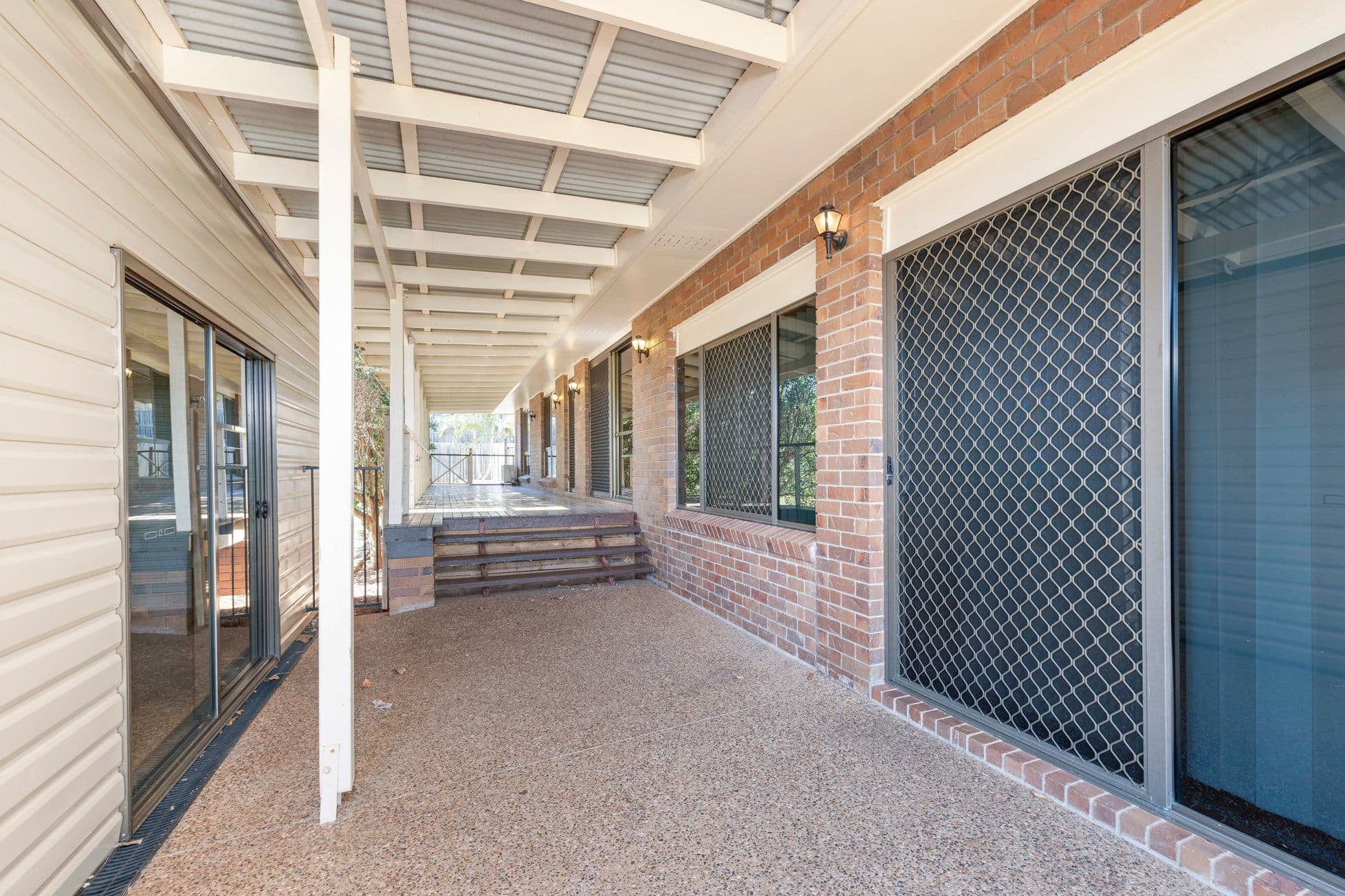 23 Hilltop Parade, Avoca QLD 4670, Avoca - Thumbnail 3