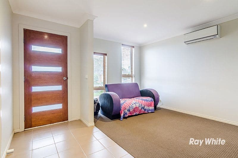 21 Pepperbush Circuit, Cranbourne VIC 3977, Cranbourne - Thumbnail 2