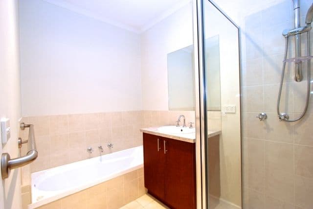 28 Grandview Grove, Cowes VIC 3922, Cowes - Thumbnail 3