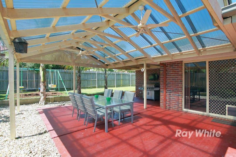 18 Gwenton Avenue, CRANBOURNE EAST VIC 3977, Cranbourne East - Thumbnail 3