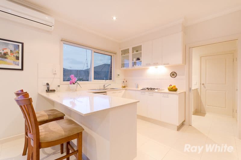 90 Herbert Street, MORNINGTON VIC 3931, Mornington - Thumbnail 5