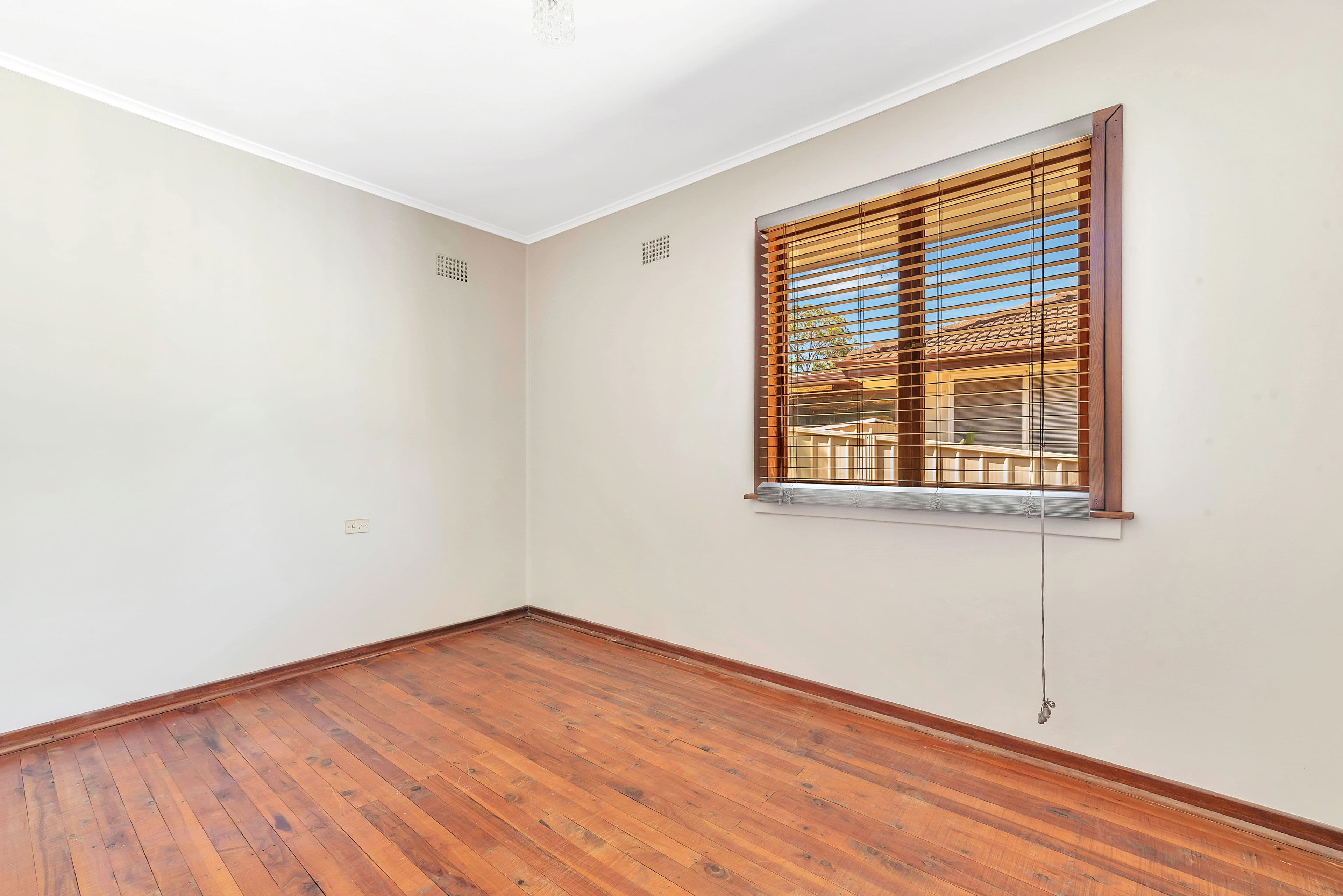 43 Coonong Street, Busby - Thumbnail 5