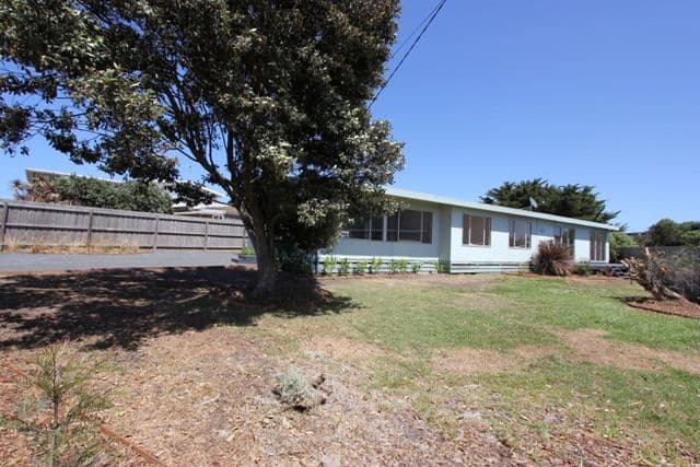 8 Highview Crescent, Surf Beach VIC 3922, Surf Beach - Image 1