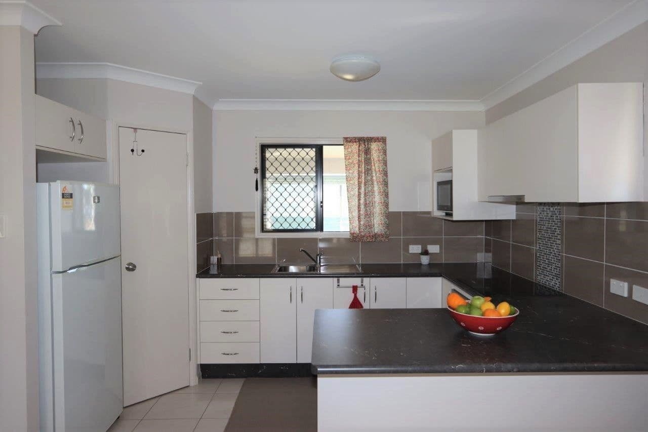 167 Weir Road, Toll QLD 4820, Toll - Thumbnail 2