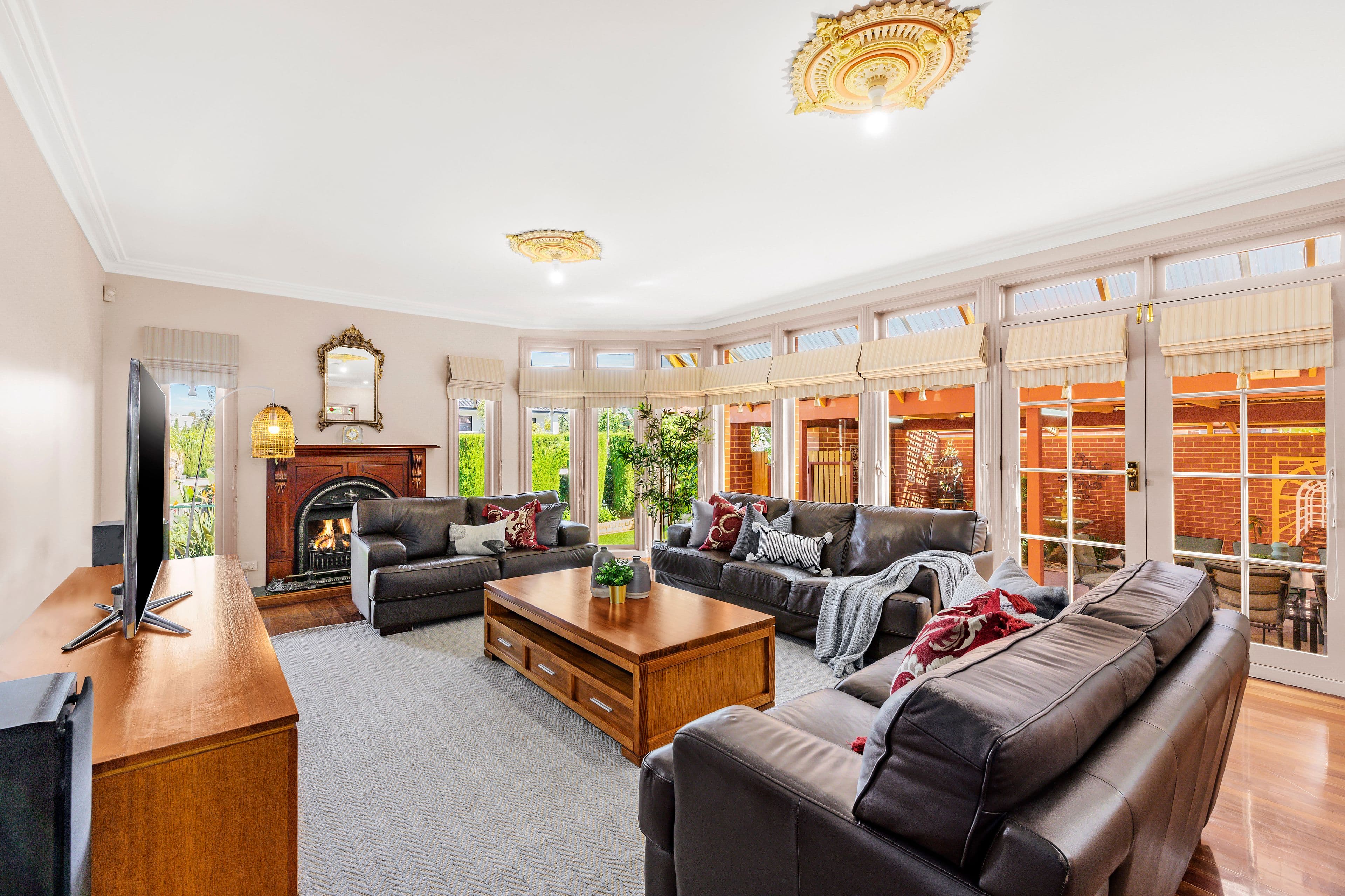 12 Parkhill Crescent, Mill Park VIC 3082, Mill Park - Thumbnail 4