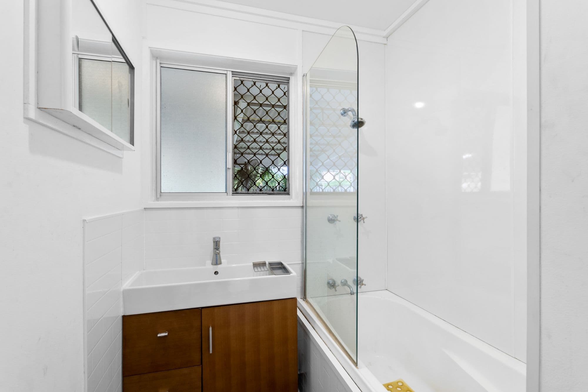 14 Kingfish Street, Deception Bay QLD 4508, Deception Bay - Thumbnail 8