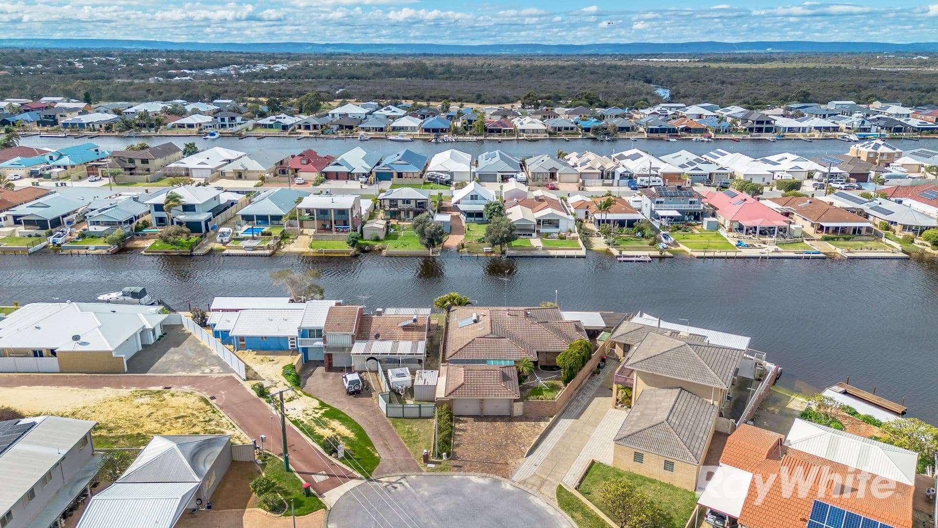 12 Oomoo Place, South Yunderup WA 6208, South Yunderup - Thumbnail 2