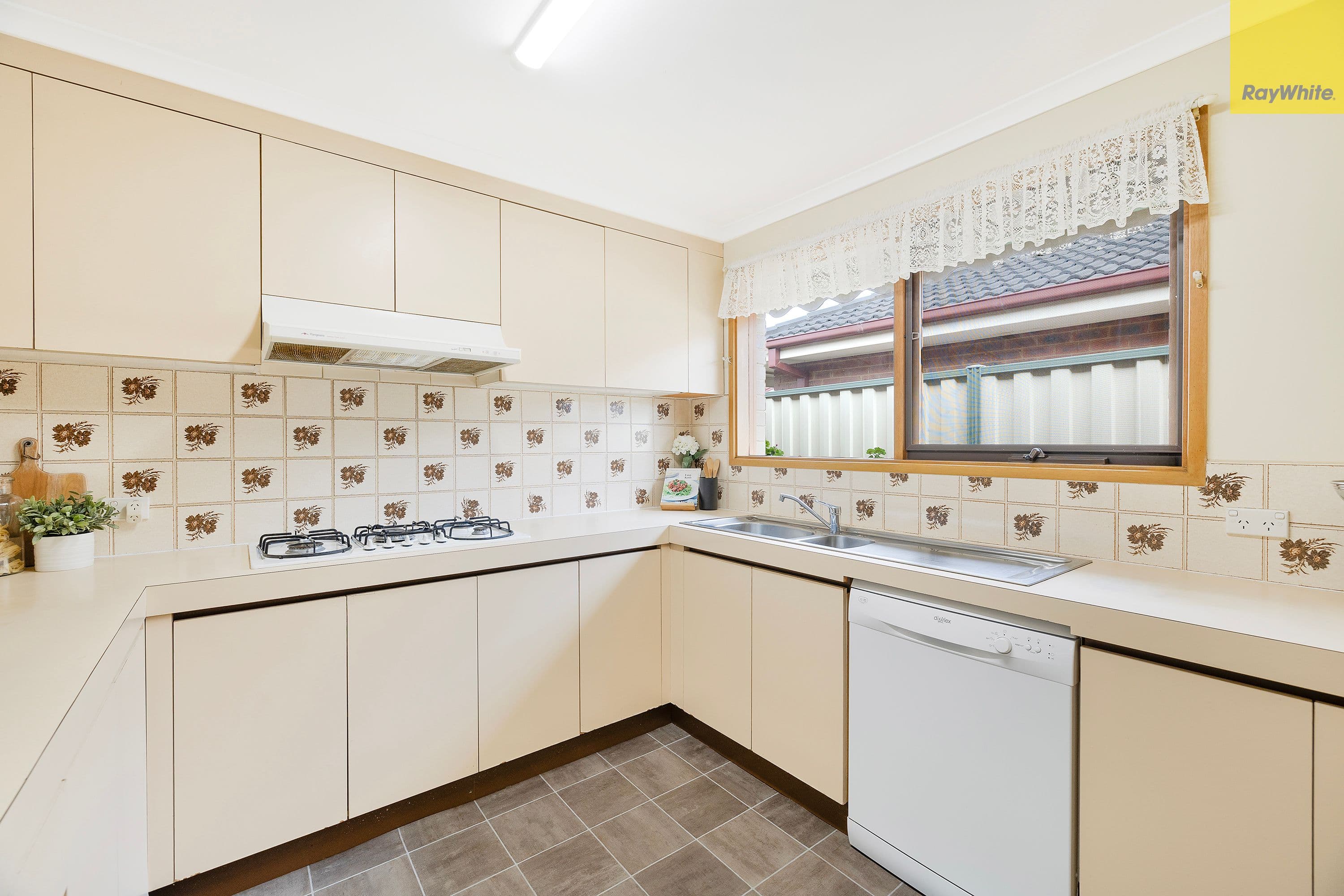 5 Campaspe Crescent, Brookfield VIC 3338, Brookfield - Thumbnail 4