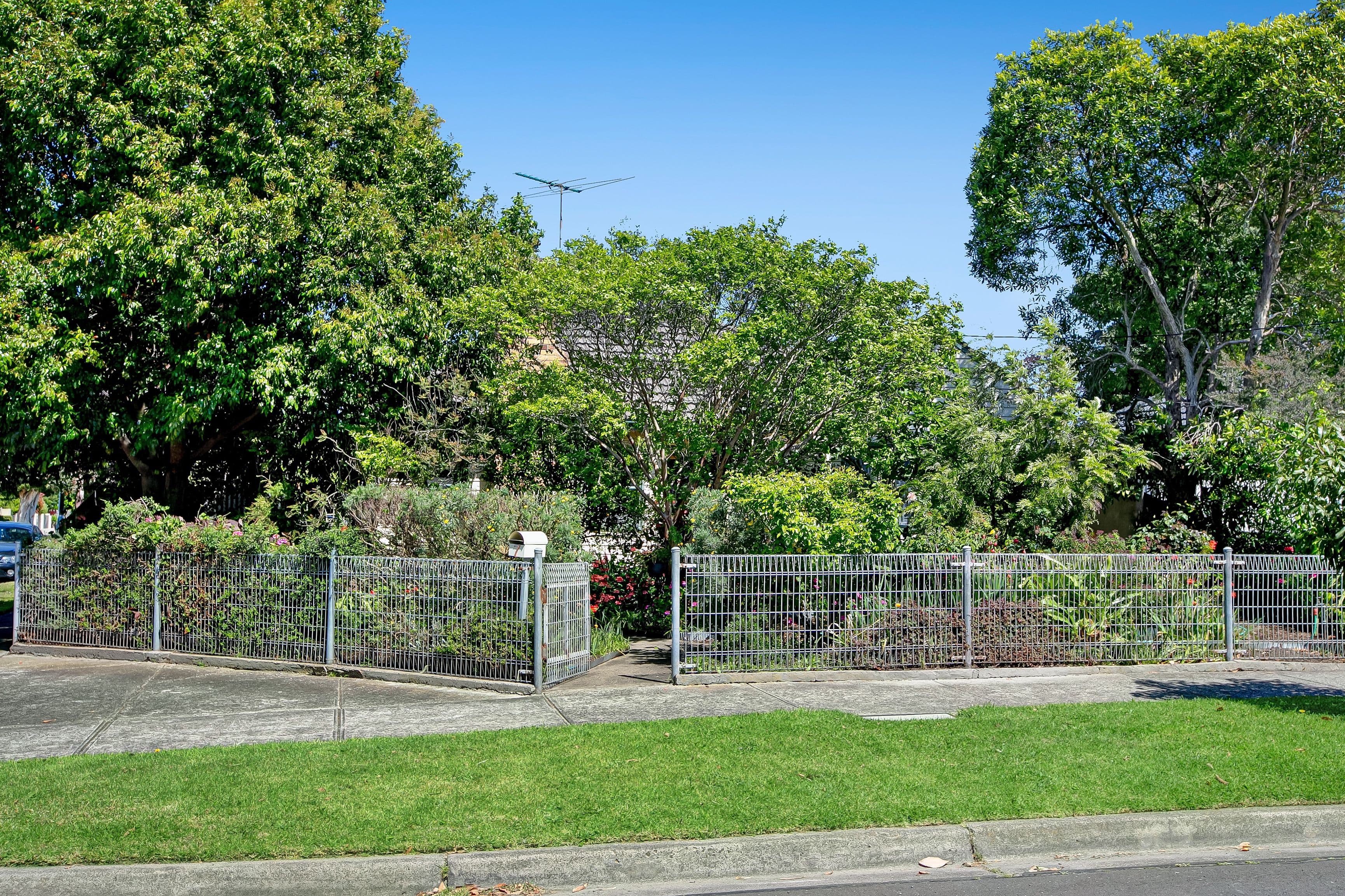 7 Greenock Street, Reservoir VIC 3073, Reservoir - Thumbnail 3