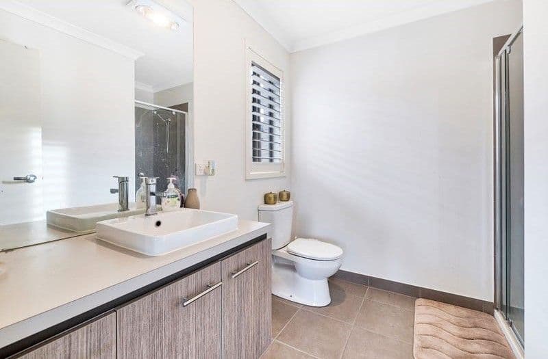 10 Guinea Flower Drive, Cranbourne West VIC 3977, Cranbourne West - Thumbnail 7