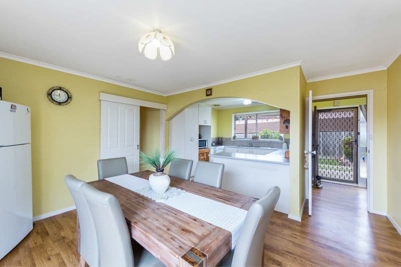 20 Neerim Street, Melton South VIC 3338, Melton South - Thumbnail 3