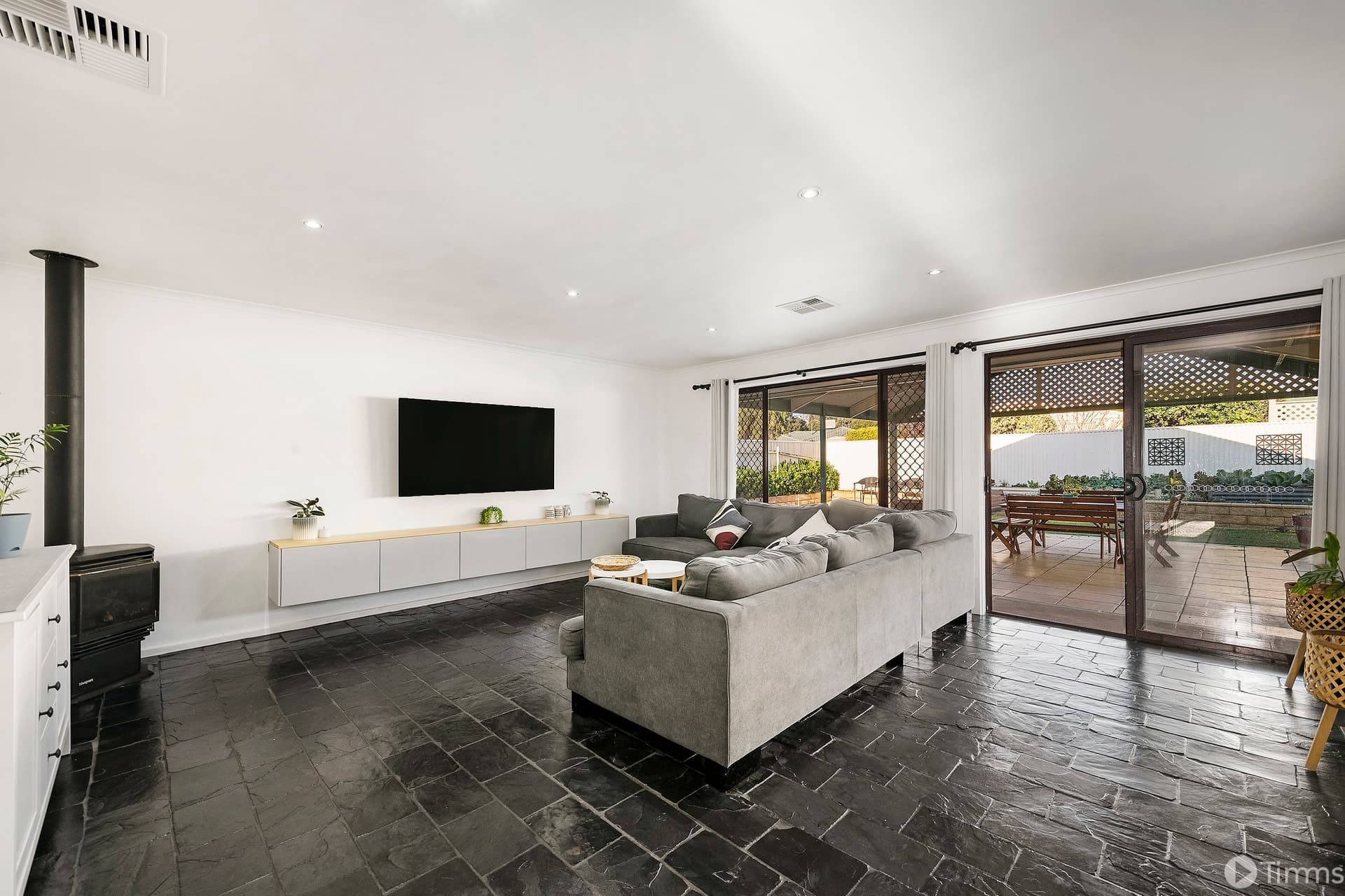 68 Delta Crescent, Aberfoyle Park - Thumbnail 3