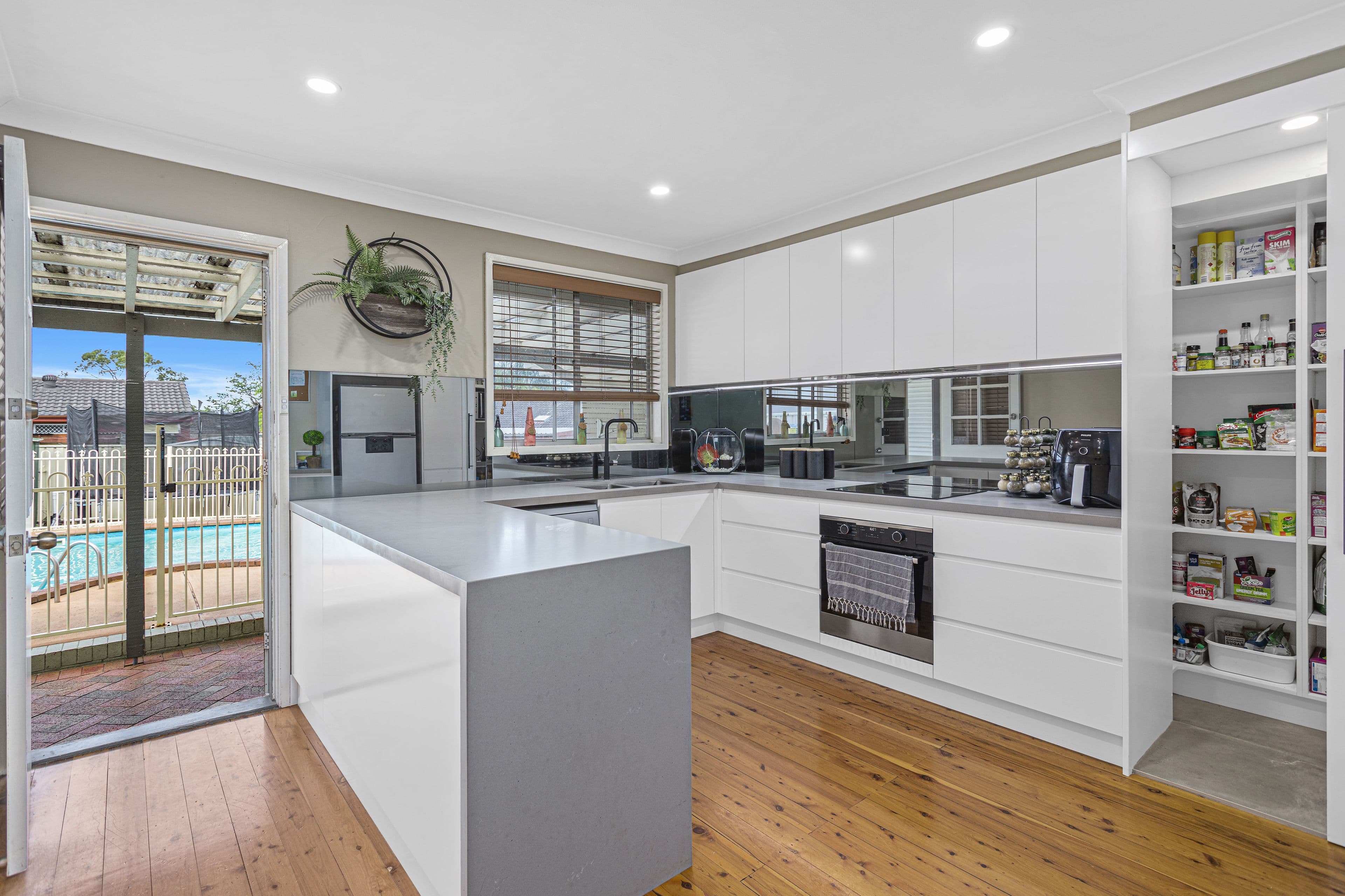 24 Marchant Crescent, Mount Warrigal NSW 2528, Mount Warrigal - Thumbnail 2