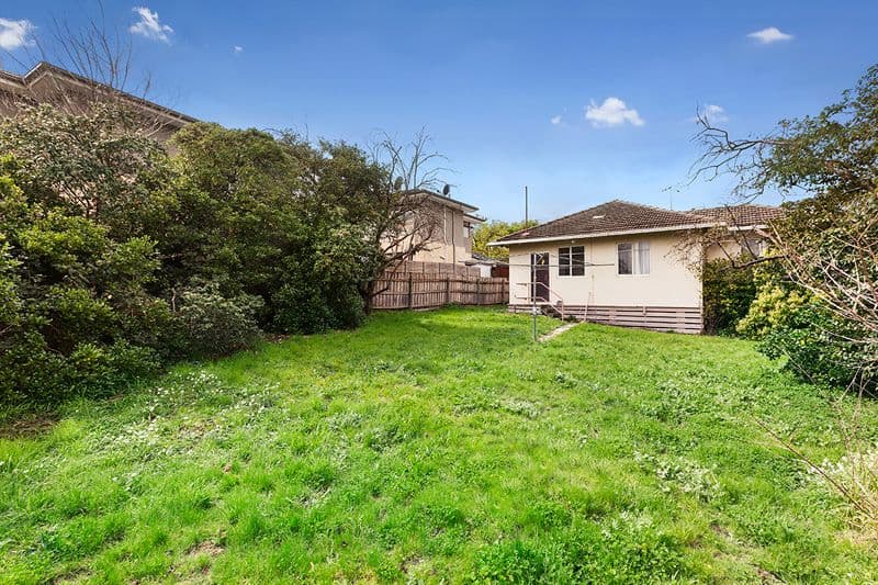 31 Yarrinup Avenue, CHADSTONE VIC 3148, Chadstone - Thumbnail 4