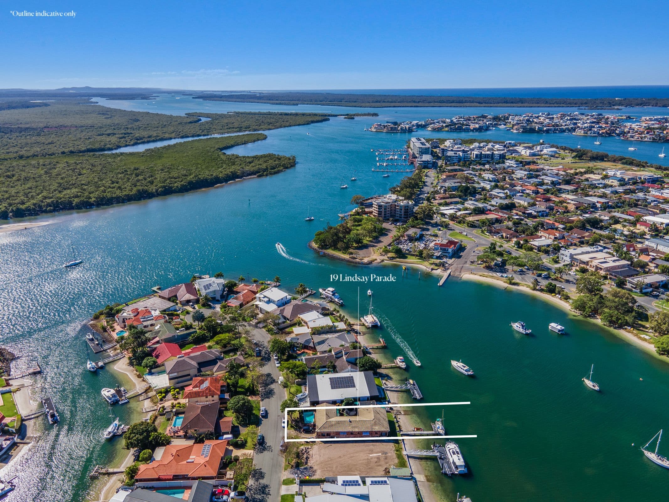 19 Lindsay Parade, Paradise Point QLD 4216, Paradise Point - Image 1