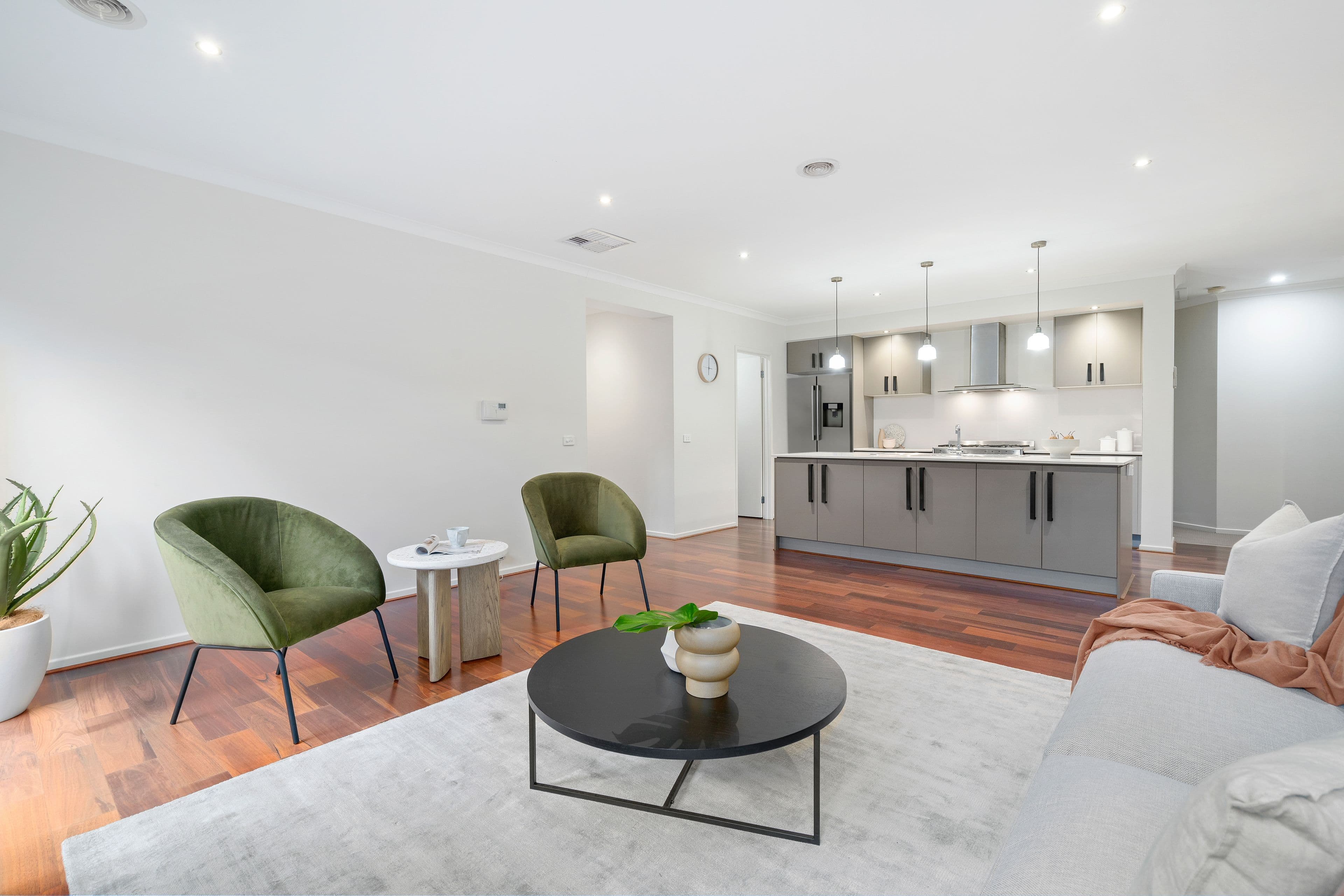 26 Bloomfield Drive, South Morang VIC 3752, South Morang - Thumbnail 3