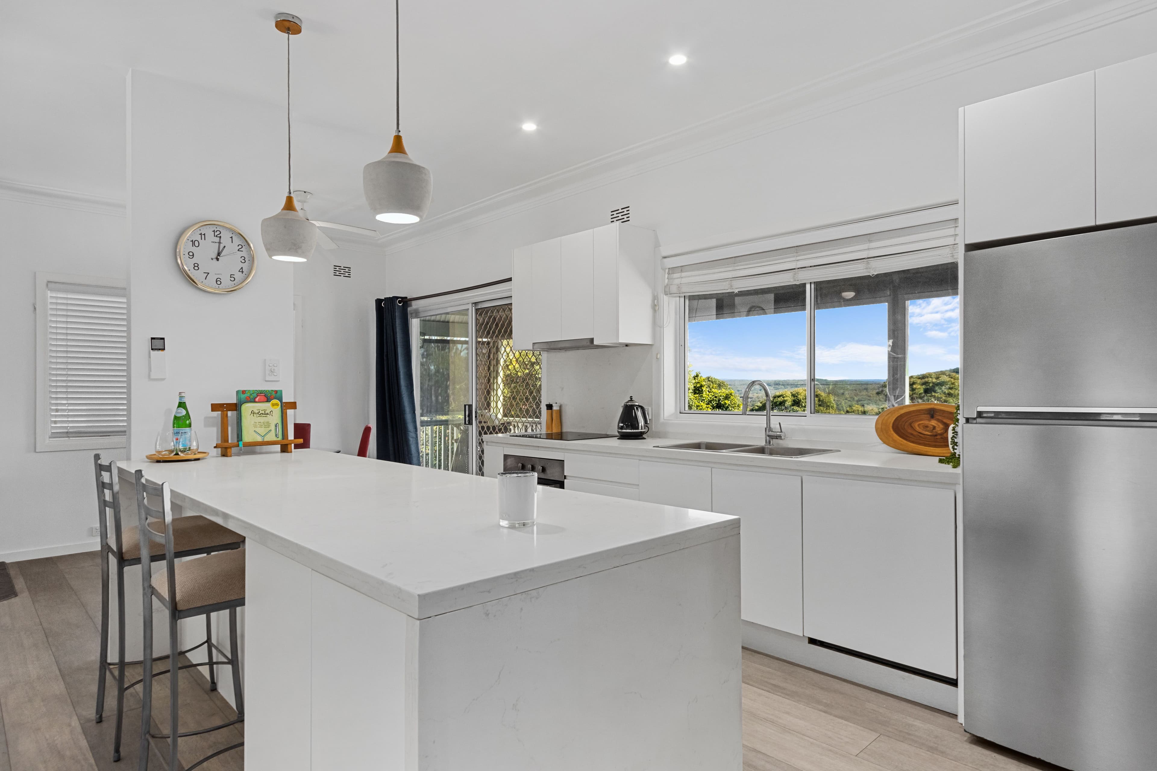 65 Warabin Street, Waterfall NSW 2233, Waterfall - Thumbnail 2