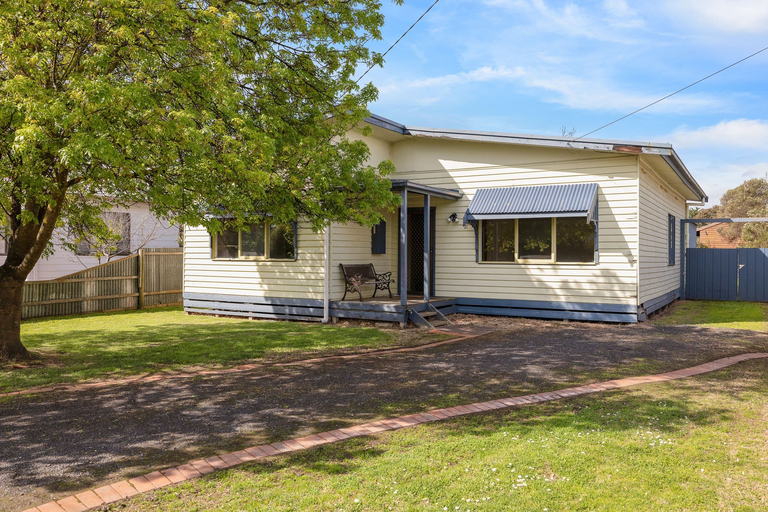 21 Churchill Drive, Cowes VIC 3922, Cowes - Image 1