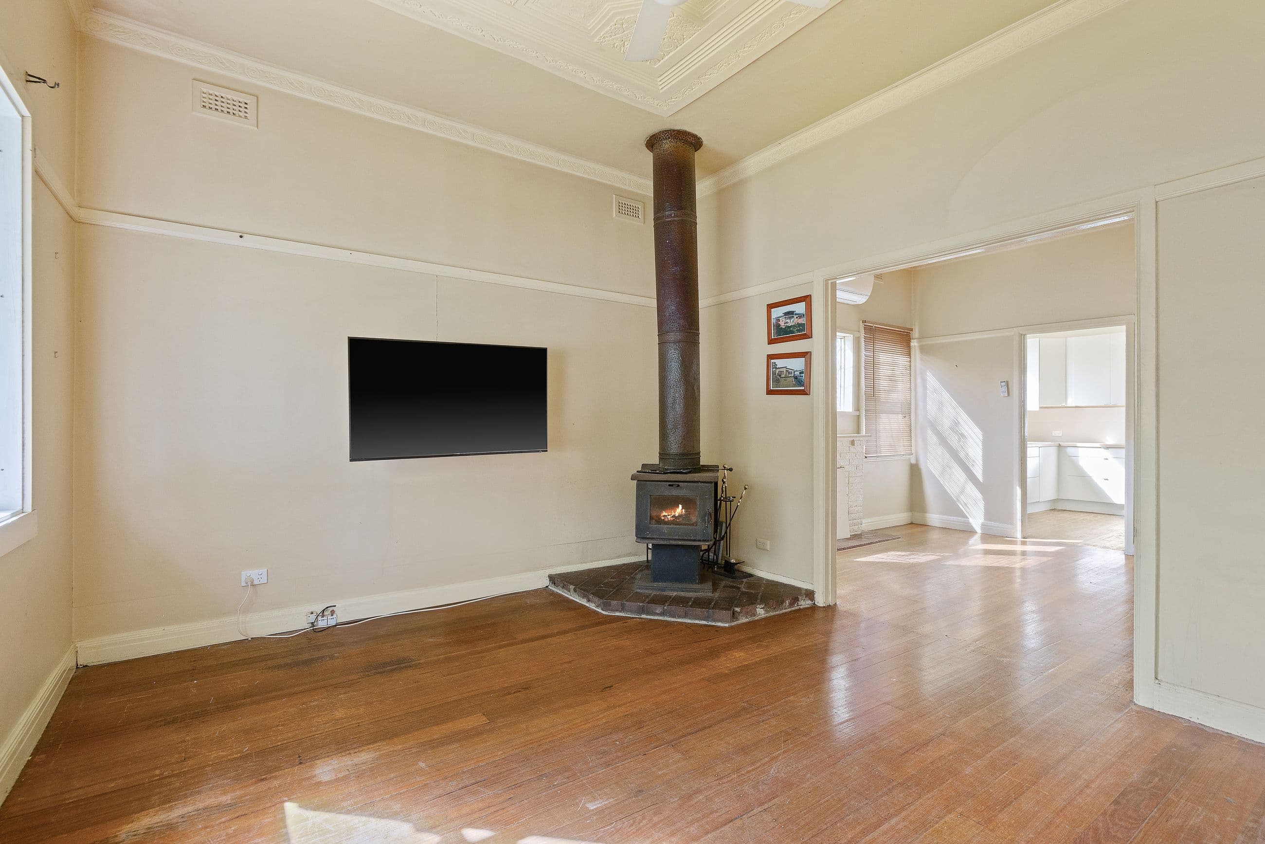 21 Churchill Drive, Cowes VIC 3922, Cowes - Thumbnail 2