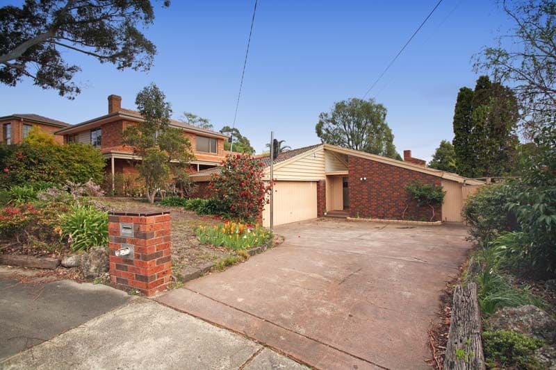 4  Penhurst Court, GLEN WAVERLEY VIC 3150, Glen Waverley - Image 1