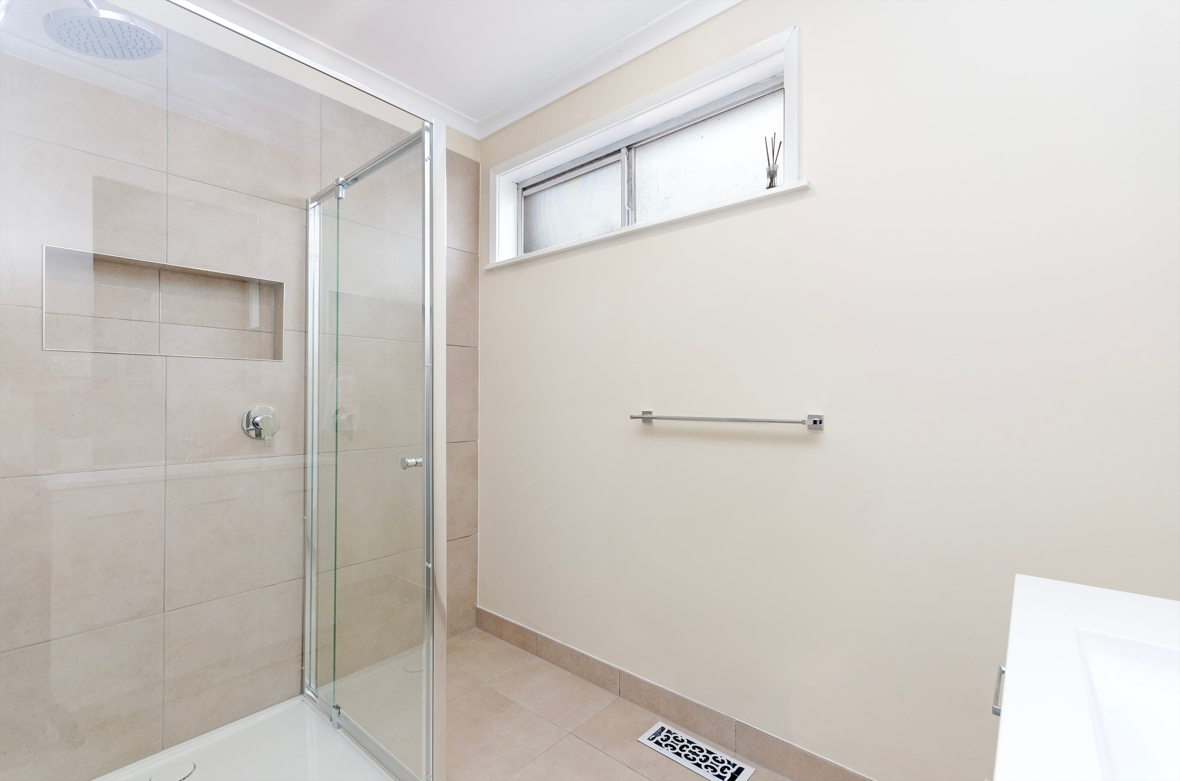 43 Fairfax Avenue, Warrnambool VIC 3280, Warrnambool - Thumbnail 6
